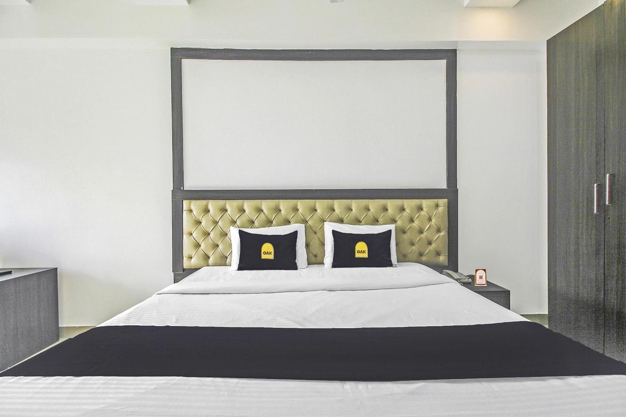 Super Townhouse Oak The Platinum Studio New Town Buitenkant foto